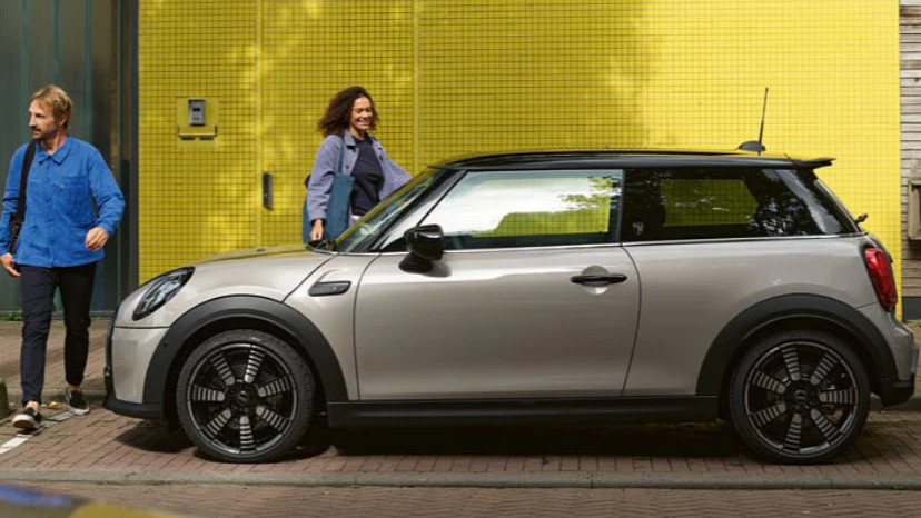 Обзор Mini Cooper F56